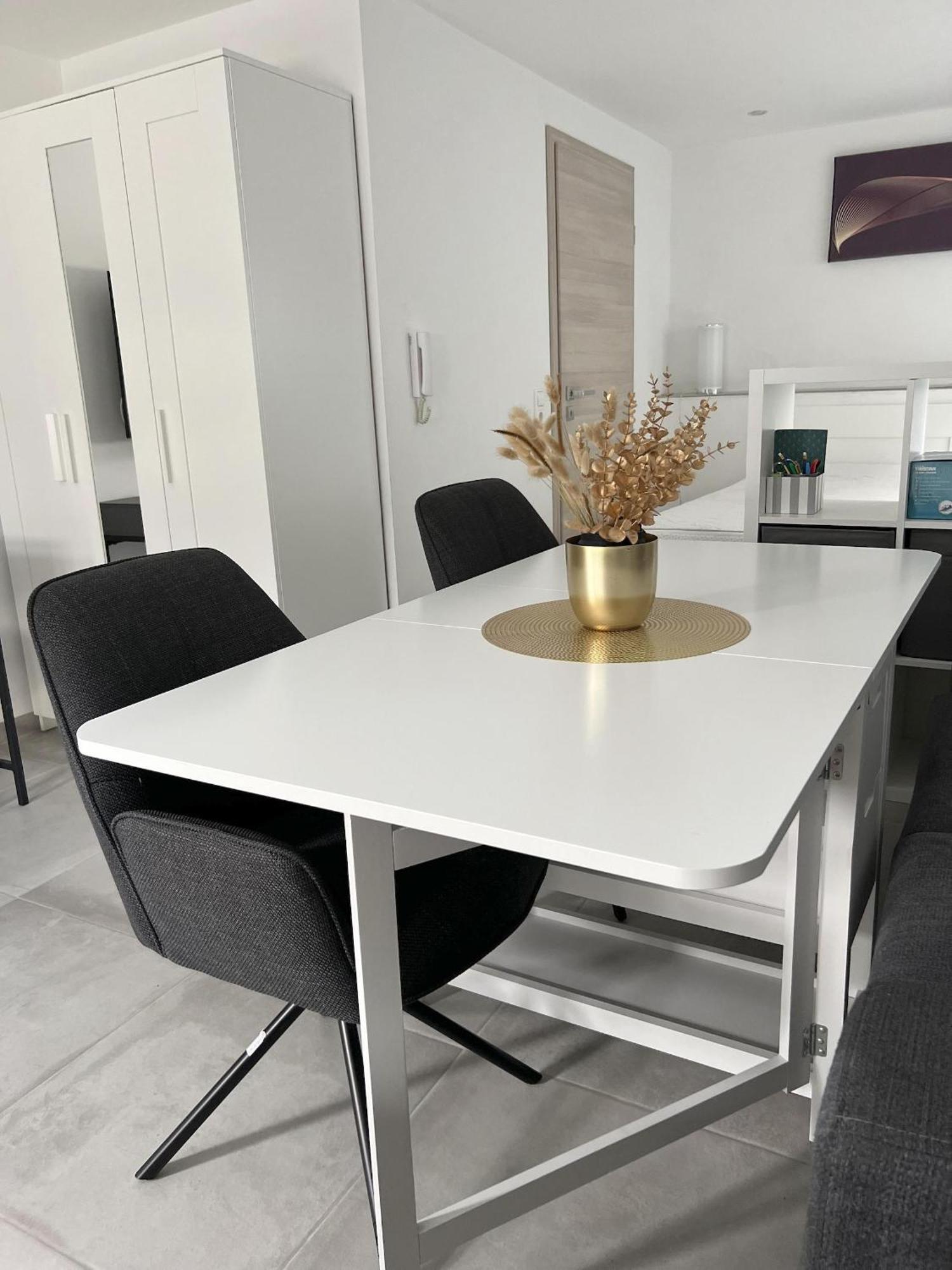 Willkommen In Dagersheim Bei Boeblingen! Gemuetliches 1 Zi Appartement Zum Wohlfuehlen In Einem Angenehmen Umfeld! Exterior foto